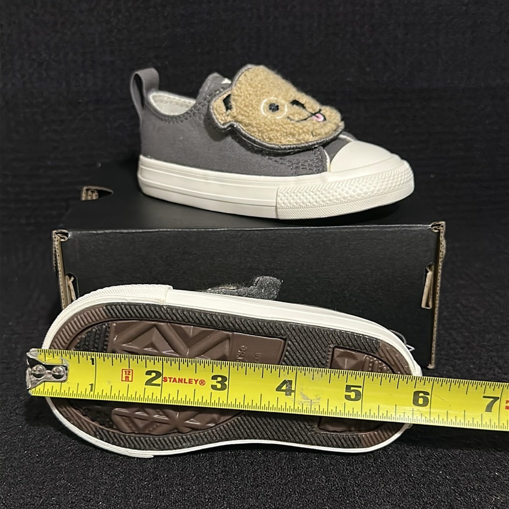 New Converse Chuck Taylor All Star Toddler Size 5 Sneakers Sherpa Bear Shoes - Picture 8 of 8